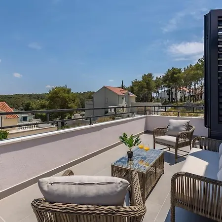 فيلة Exclusive Del Mar In With A Pool ميلنا